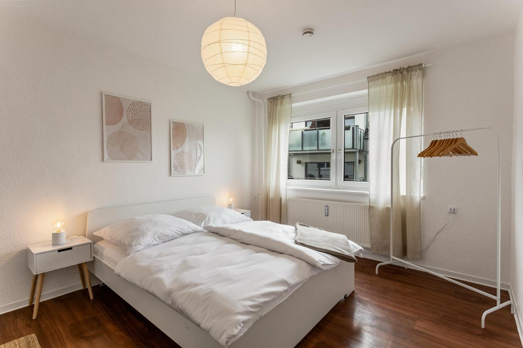 Lahntaler 6 Gaeste, Wlan, Netflix, Bahnhofsnah Apartment Sterzhausen